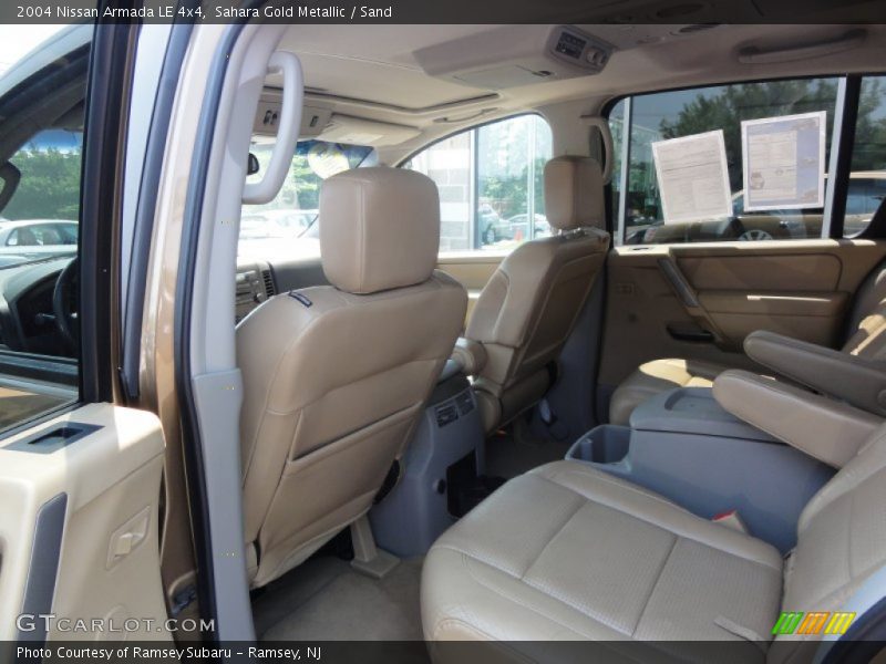 Sahara Gold Metallic / Sand 2004 Nissan Armada LE 4x4