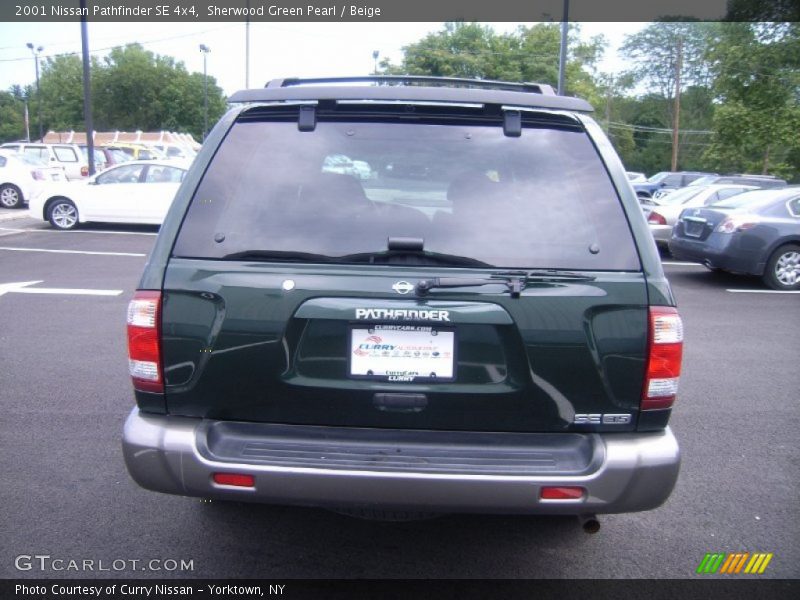 Sherwood Green Pearl / Beige 2001 Nissan Pathfinder SE 4x4