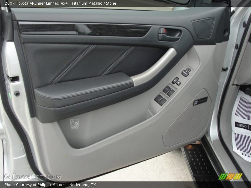 Door Panel of 2007 4Runner Limited 4x4