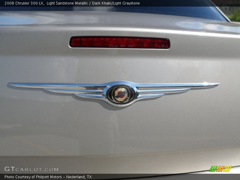 Light Sandstone Metallic / Dark Khaki/Light Graystone 2008 Chrysler 300 LX