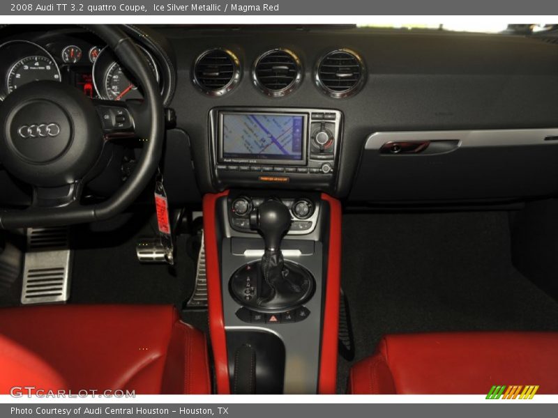 Dashboard of 2008 TT 3.2 quattro Coupe