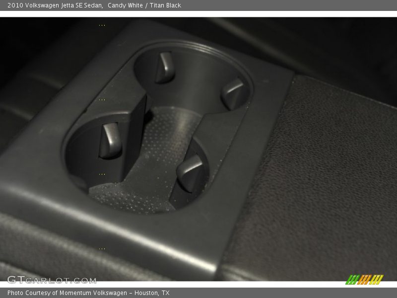 Candy White / Titan Black 2010 Volkswagen Jetta SE Sedan