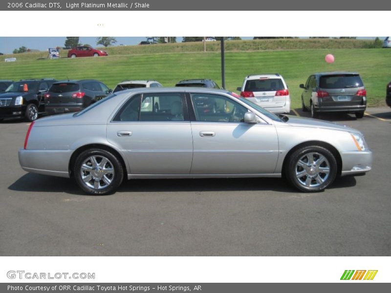 Light Platinum Metallic / Shale 2006 Cadillac DTS