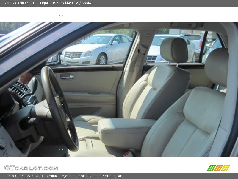 Light Platinum Metallic / Shale 2006 Cadillac DTS