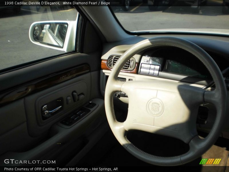 White Diamond Pearl / Beige 1998 Cadillac DeVille D'Elegance