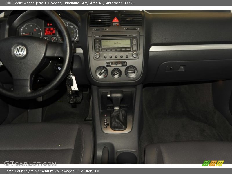 Platinum Grey Metallic / Anthracite Black 2006 Volkswagen Jetta TDI Sedan