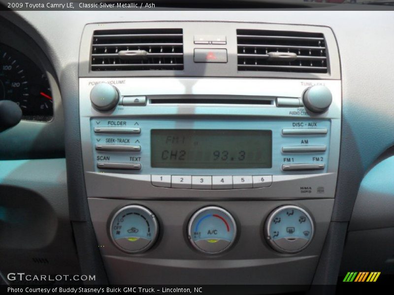 Classic Silver Metallic / Ash 2009 Toyota Camry LE
