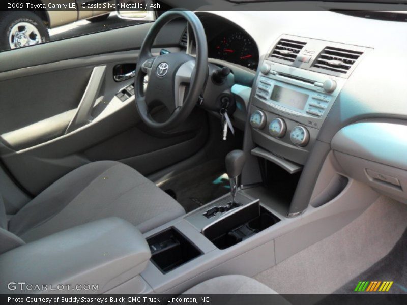 Classic Silver Metallic / Ash 2009 Toyota Camry LE