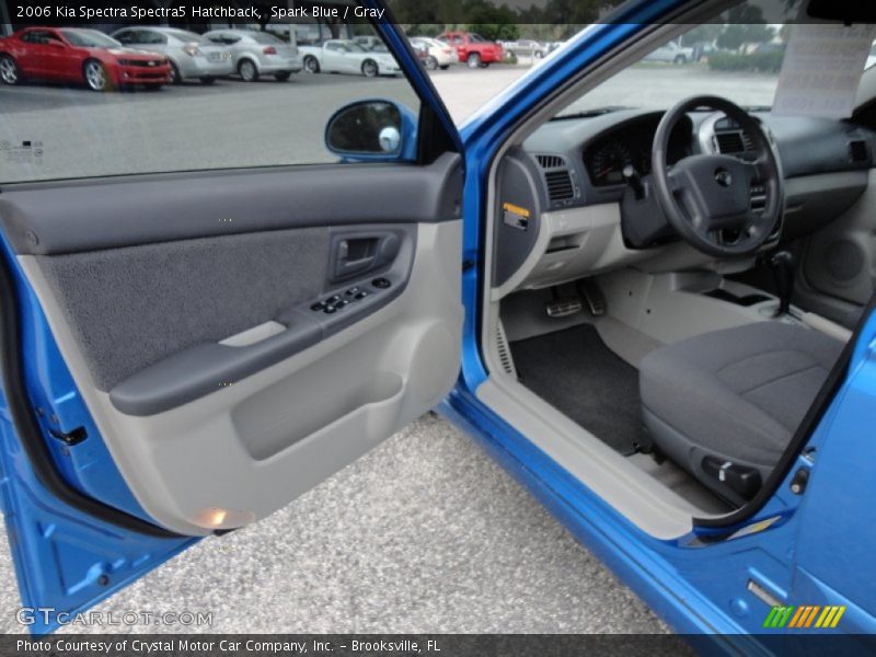  2006 Spectra Spectra5 Hatchback Gray Interior