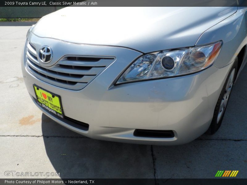 Classic Silver Metallic / Ash 2009 Toyota Camry LE