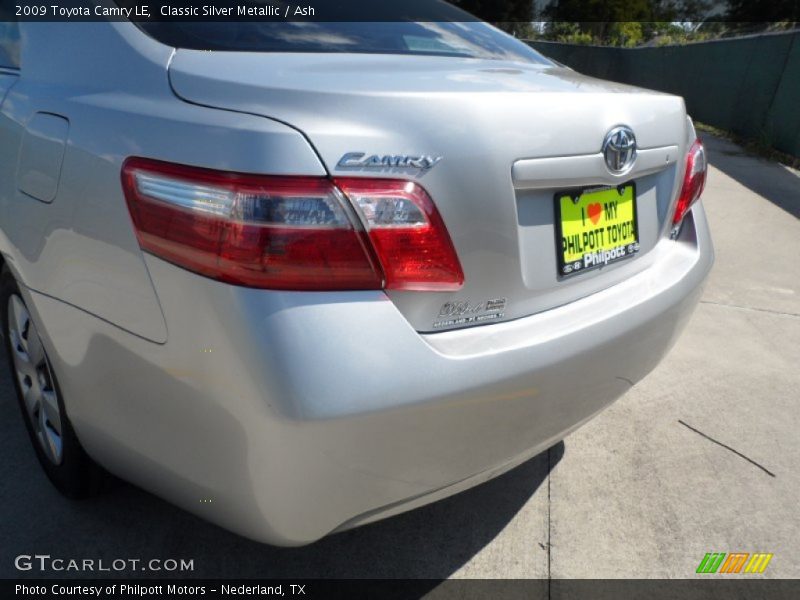 Classic Silver Metallic / Ash 2009 Toyota Camry LE