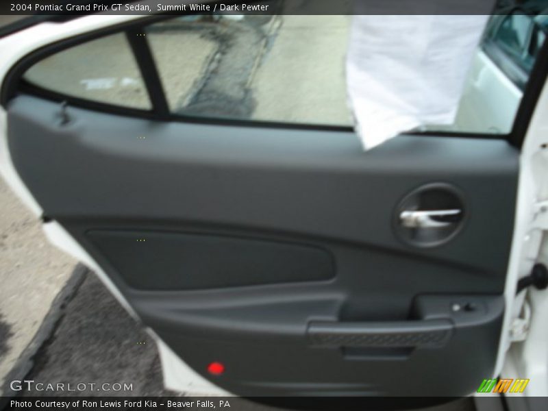 Summit White / Dark Pewter 2004 Pontiac Grand Prix GT Sedan