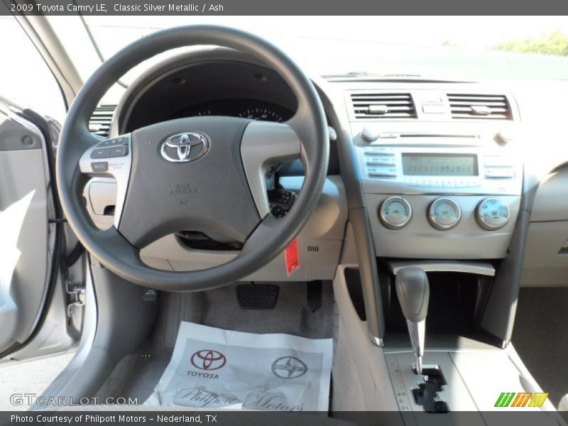 Classic Silver Metallic / Ash 2009 Toyota Camry LE