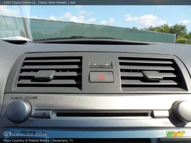 Classic Silver Metallic / Ash 2009 Toyota Camry LE