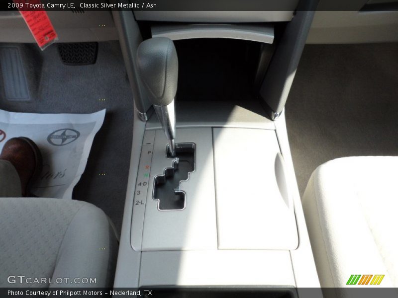 Classic Silver Metallic / Ash 2009 Toyota Camry LE
