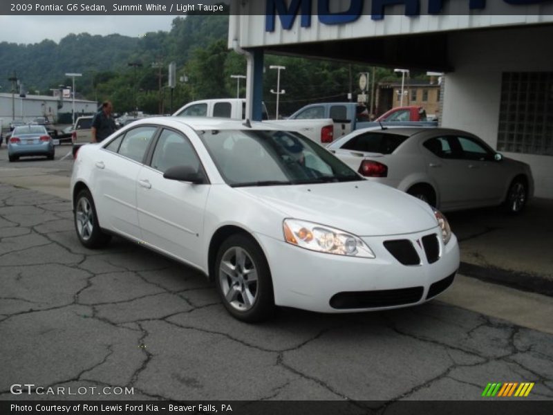 Summit White / Light Taupe 2009 Pontiac G6 Sedan