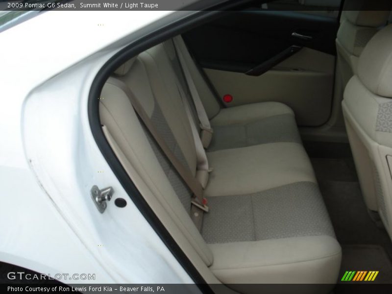Summit White / Light Taupe 2009 Pontiac G6 Sedan