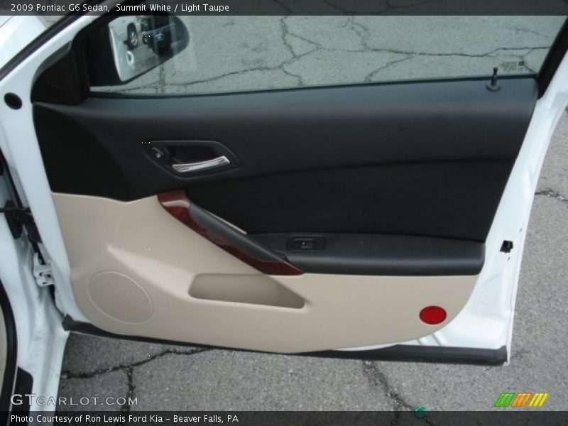 Summit White / Light Taupe 2009 Pontiac G6 Sedan