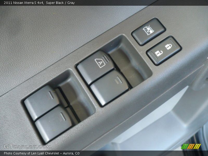 Super Black / Gray 2011 Nissan Xterra S 4x4