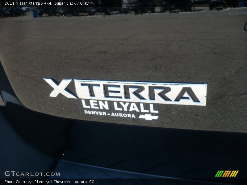 Super Black / Gray 2011 Nissan Xterra S 4x4