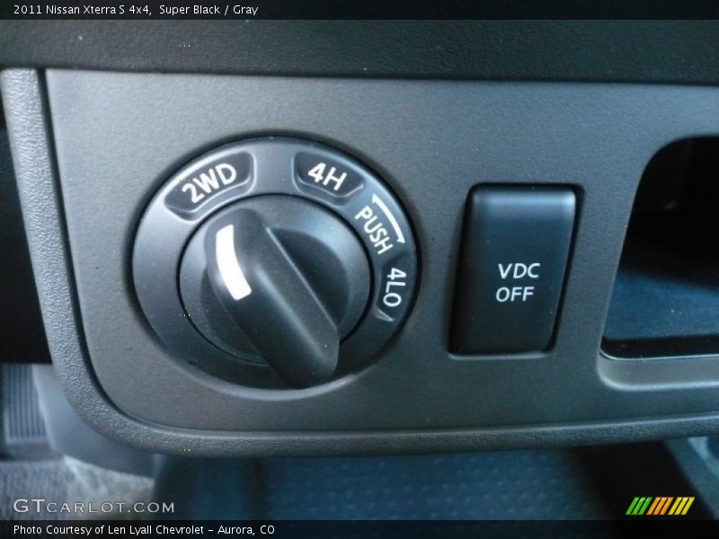 Super Black / Gray 2011 Nissan Xterra S 4x4
