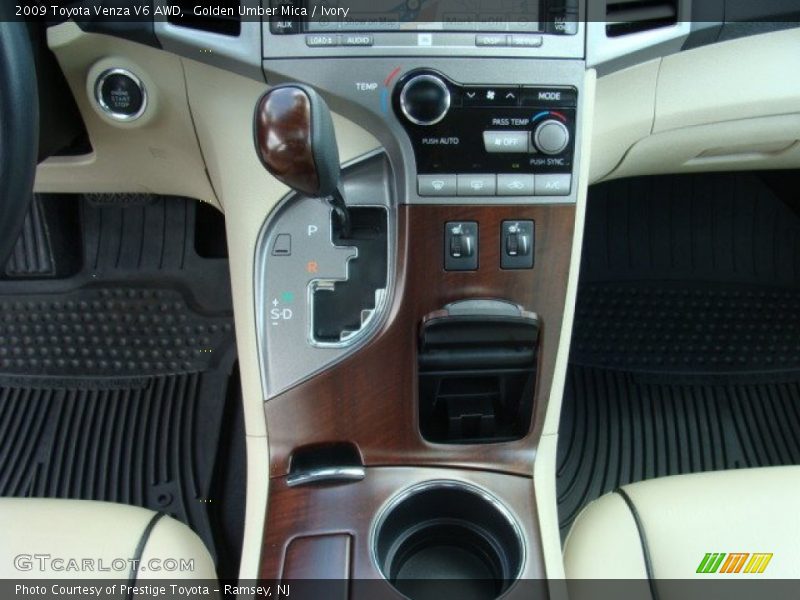 Golden Umber Mica / Ivory 2009 Toyota Venza V6 AWD