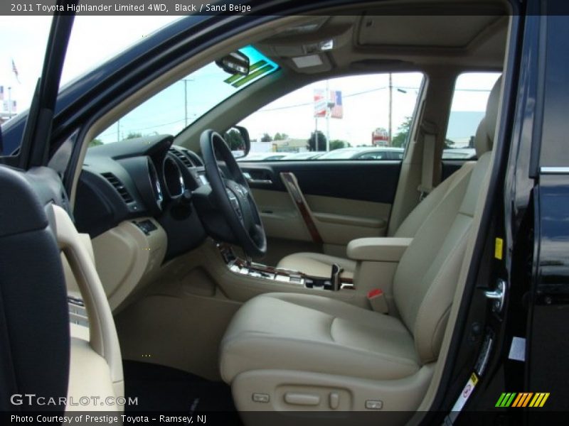 Black / Sand Beige 2011 Toyota Highlander Limited 4WD