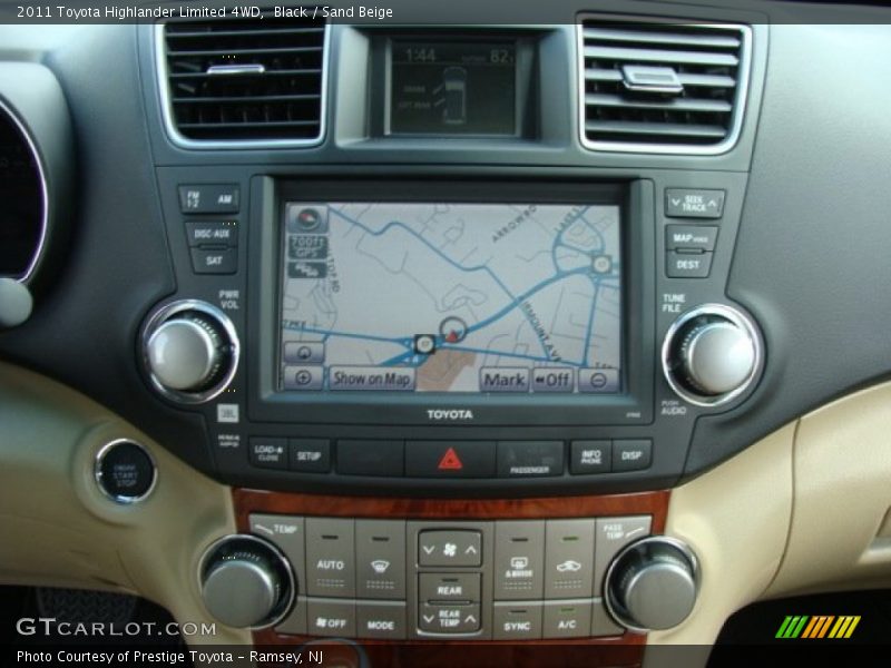 Black / Sand Beige 2011 Toyota Highlander Limited 4WD