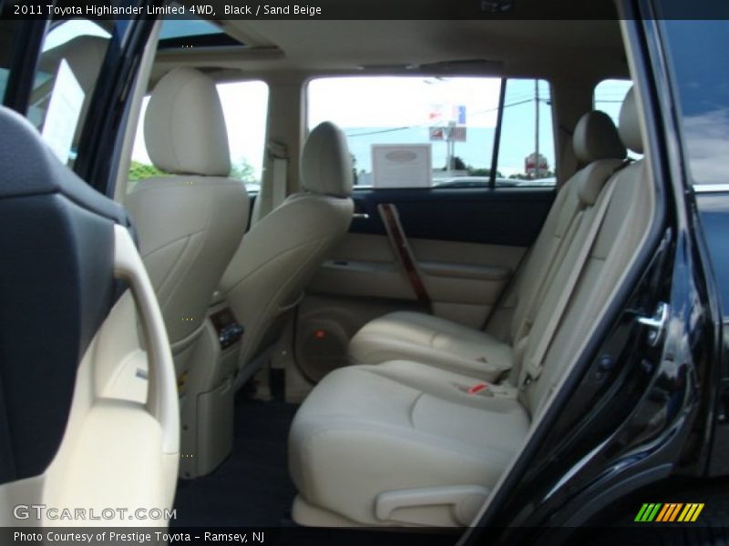 Black / Sand Beige 2011 Toyota Highlander Limited 4WD