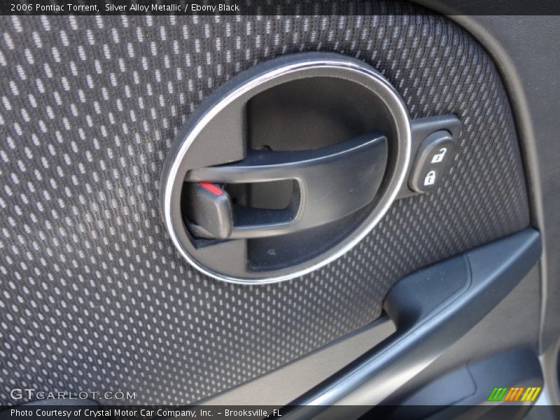 Silver Alloy Metallic / Ebony Black 2006 Pontiac Torrent
