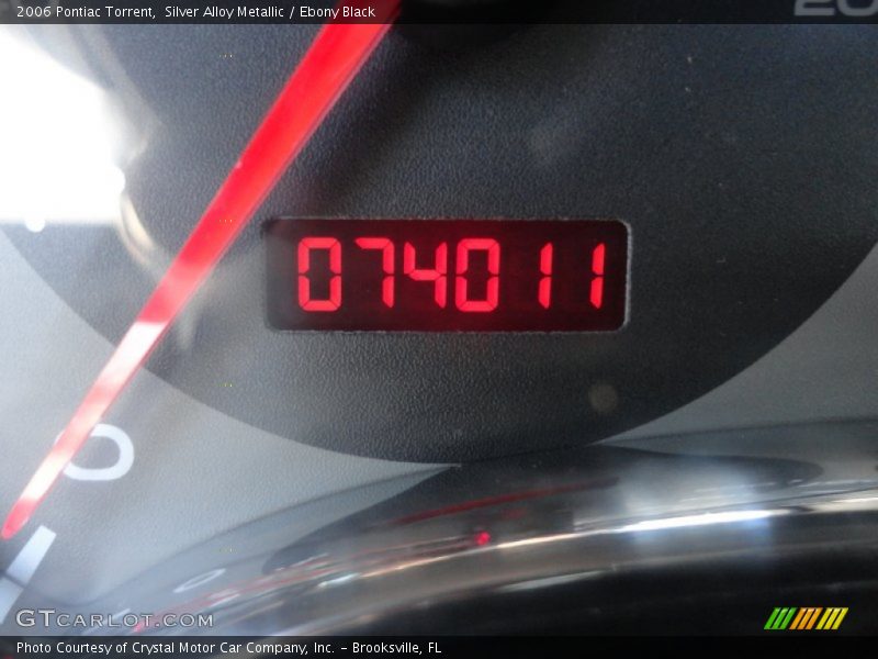 Silver Alloy Metallic / Ebony Black 2006 Pontiac Torrent