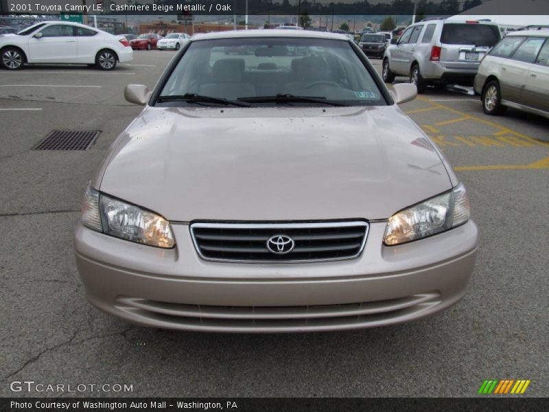 Cashmere Beige Metallic / Oak 2001 Toyota Camry LE