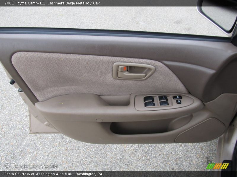 Cashmere Beige Metallic / Oak 2001 Toyota Camry LE