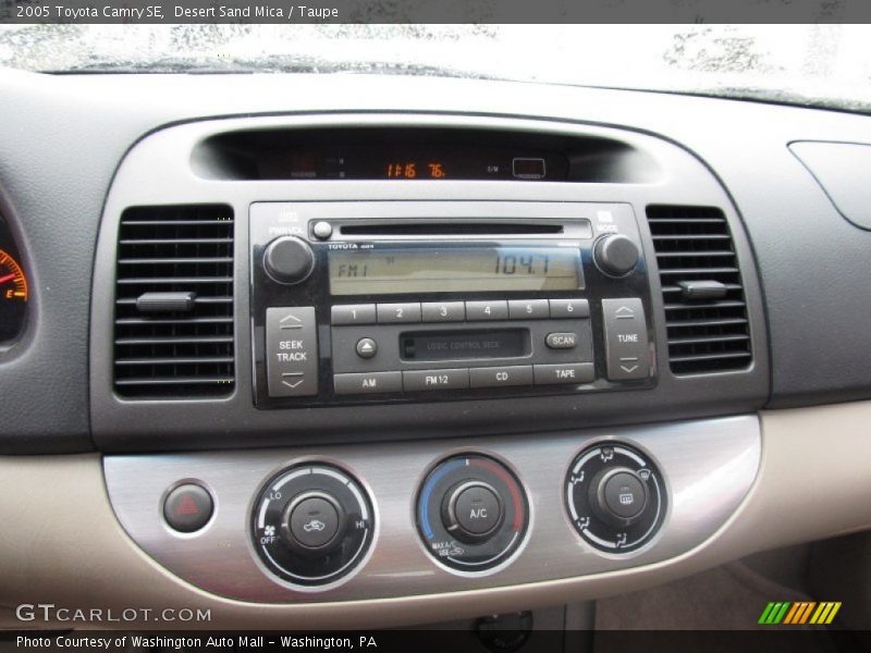 Desert Sand Mica / Taupe 2005 Toyota Camry SE