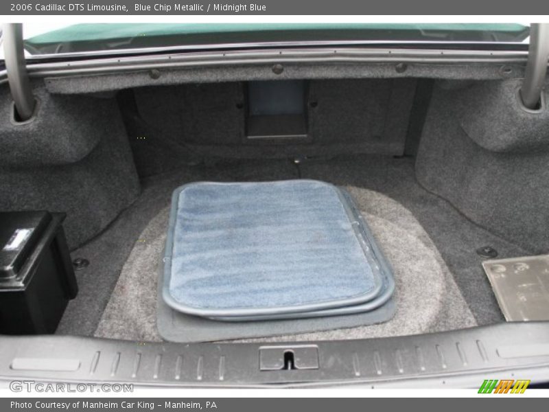  2006 DTS Limousine Trunk