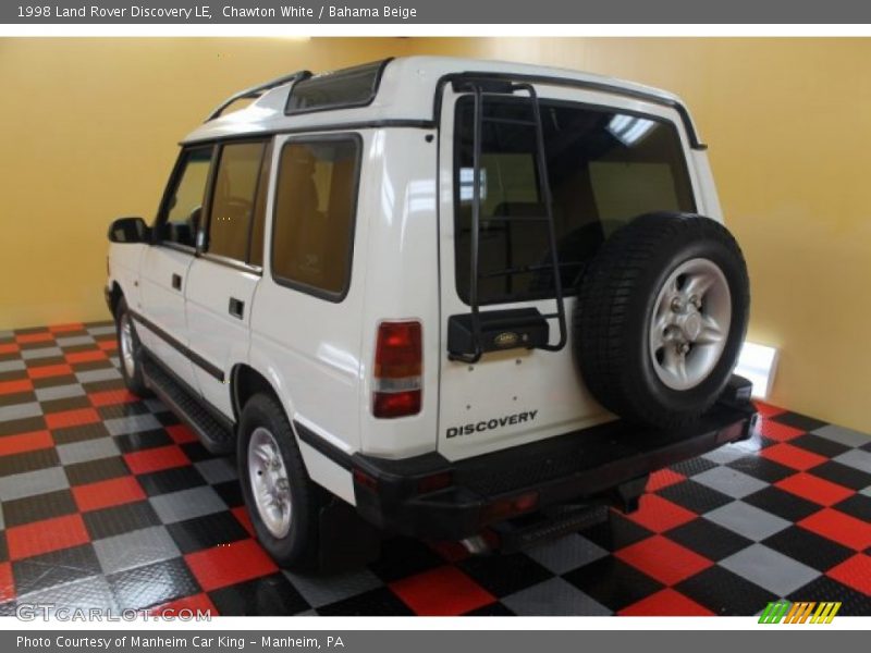 Chawton White / Bahama Beige 1998 Land Rover Discovery LE