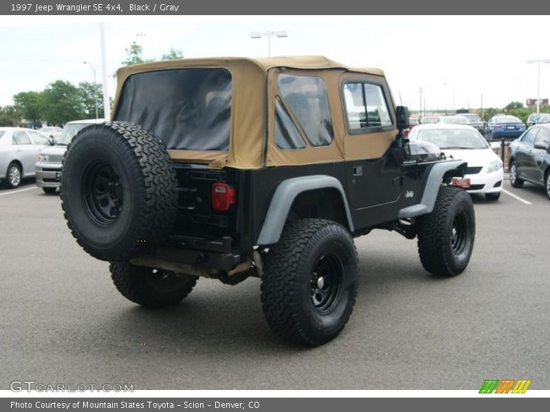  1997 Wrangler SE 4x4 Black
