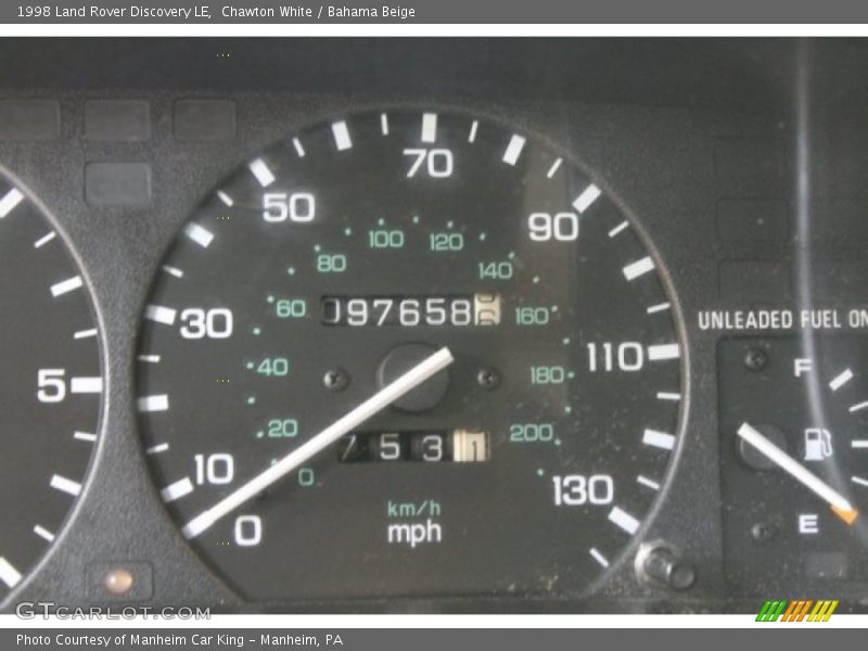 Chawton White / Bahama Beige 1998 Land Rover Discovery LE