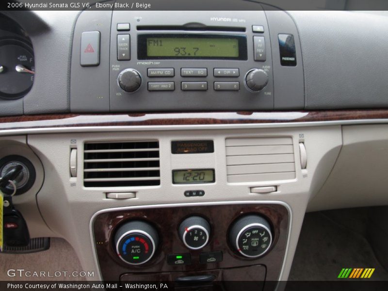 Ebony Black / Beige 2006 Hyundai Sonata GLS V6