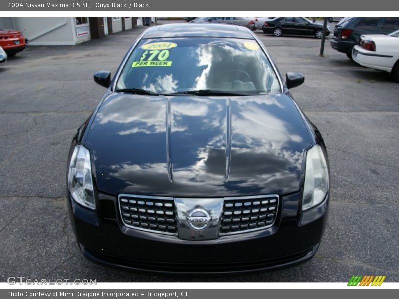 Onyx Black / Black 2004 Nissan Maxima 3.5 SE