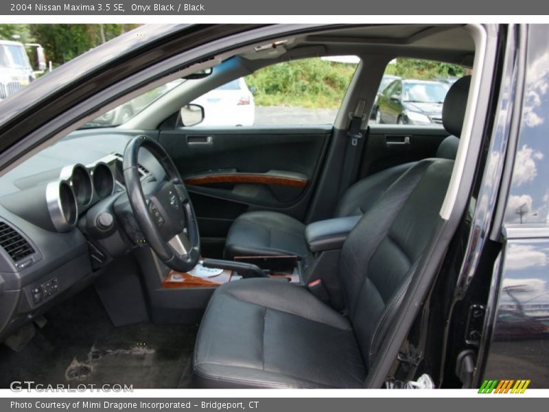Onyx Black / Black 2004 Nissan Maxima 3.5 SE