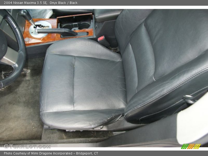 Onyx Black / Black 2004 Nissan Maxima 3.5 SE