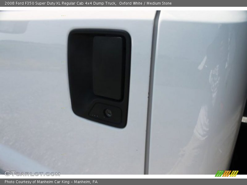 Oxford White / Medium Stone 2008 Ford F350 Super Duty XL Regular Cab 4x4 Dump Truck