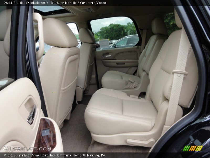  2011 Escalade AWD Cashmere/Cocoa Interior
