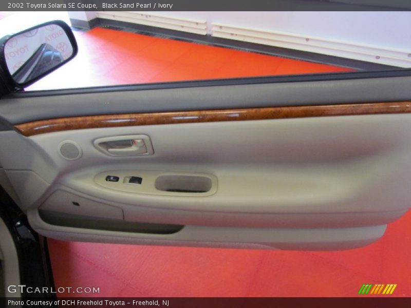 Black Sand Pearl / Ivory 2002 Toyota Solara SE Coupe
