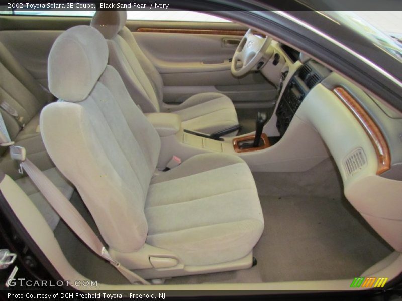  2002 Solara SE Coupe Ivory Interior