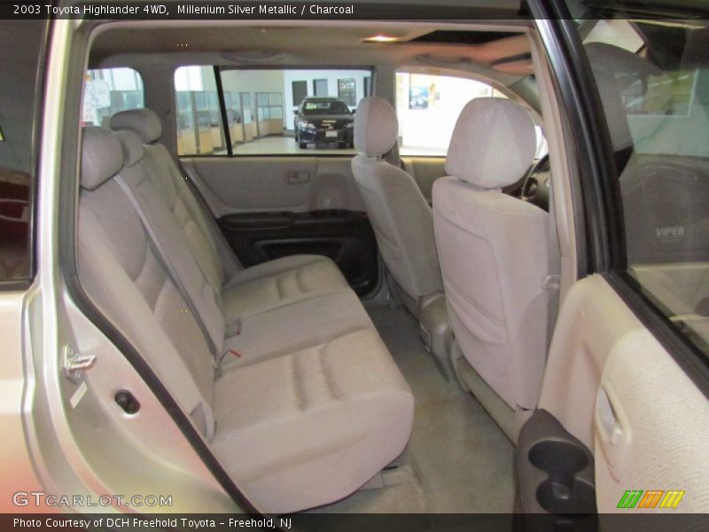 Millenium Silver Metallic / Charcoal 2003 Toyota Highlander 4WD
