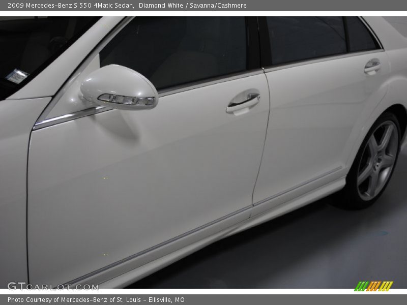 Diamond White / Savanna/Cashmere 2009 Mercedes-Benz S 550 4Matic Sedan