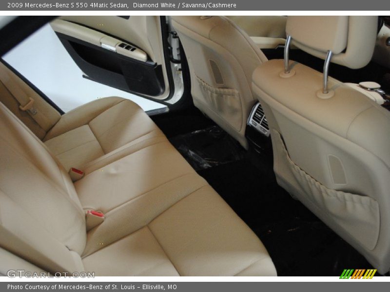 Diamond White / Savanna/Cashmere 2009 Mercedes-Benz S 550 4Matic Sedan