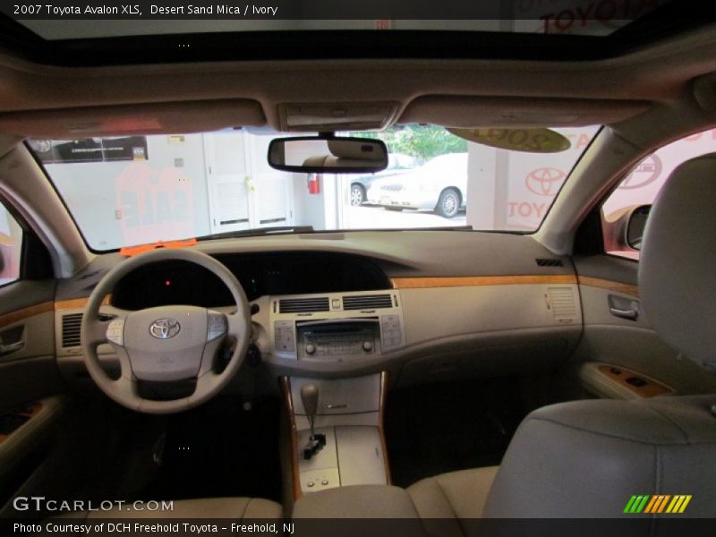 Desert Sand Mica / Ivory 2007 Toyota Avalon XLS